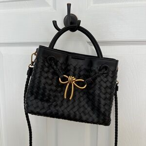 Altar’d State Bella Bow Bag